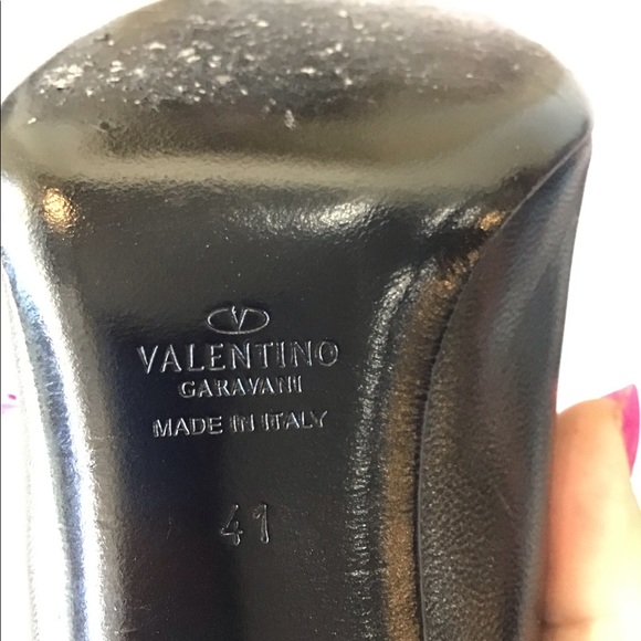 Valentino - Picture 2 of 4